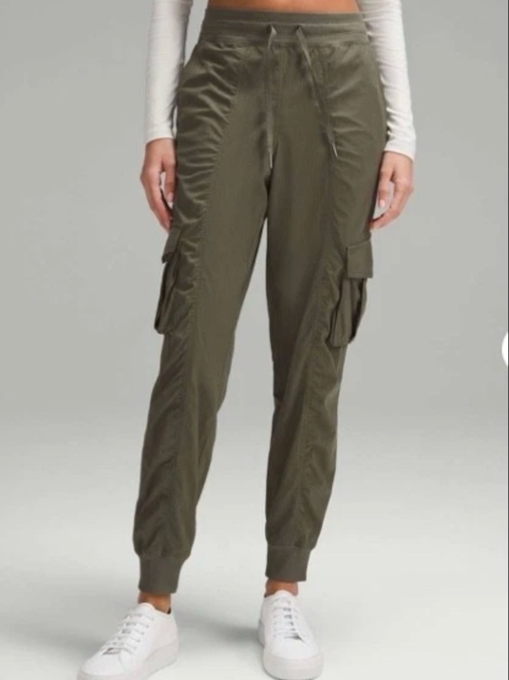 Lululemon Dance Studio Relaxed Fit Mid Rise Cargo Joggers Army Green Size Small